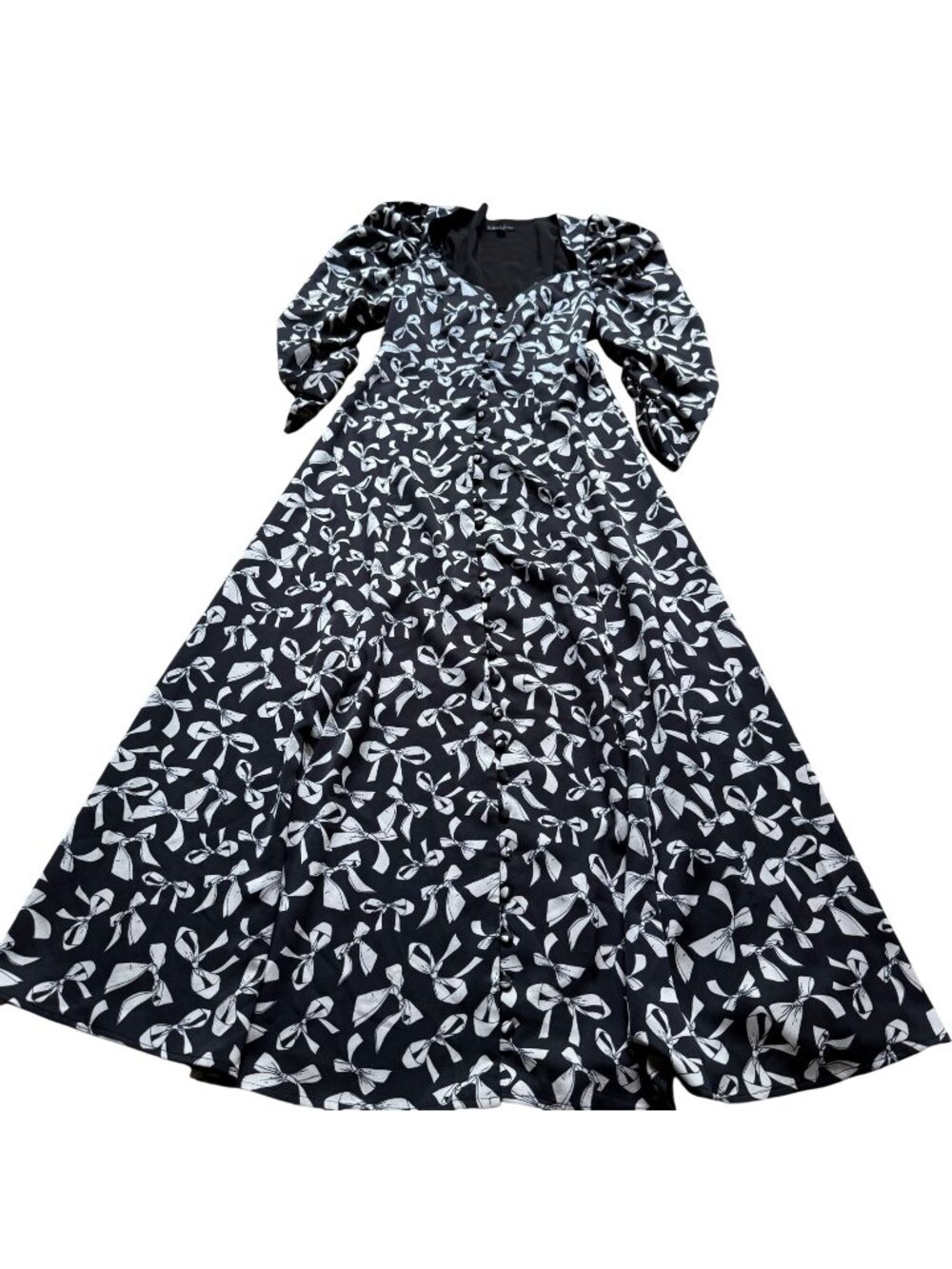 For Love & Lemons Size S Black White Angelica Bow Print Ruched Sleeve Maxi Dress
